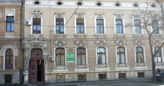 la-o-luna-si-jumatate-de-la-inchiderea-maternitatii-odobescu-angajatii-protesteaza-pentru-o-noua-cladire