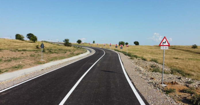 doua-drumuri-judetene-modernizate-de-cjt-pentru-soferi