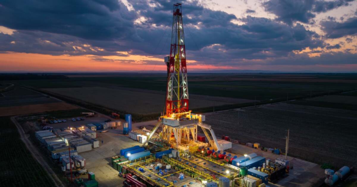 foraj-sonde-craiova-incepe-o-sonda-de-5-100-metri