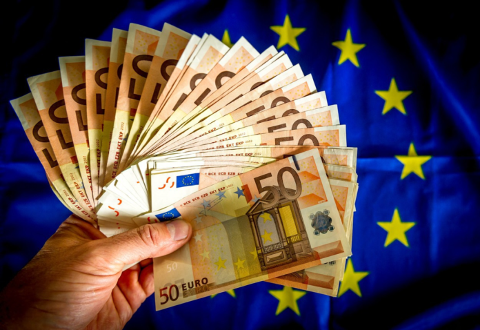 romania-a-obtinut-900-milioane-euro-fonduri-nerambursabile