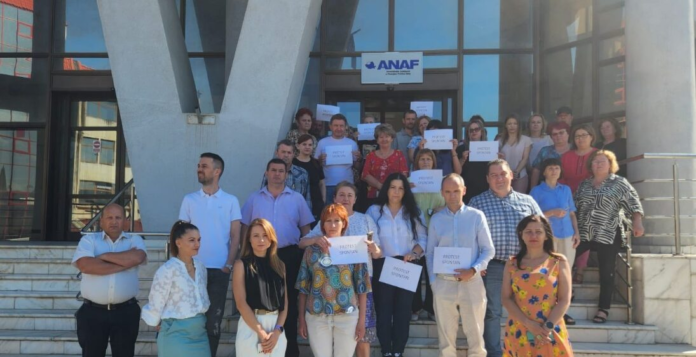 finantele-ameninta-cu-suspendarea-totala-a-activitatii