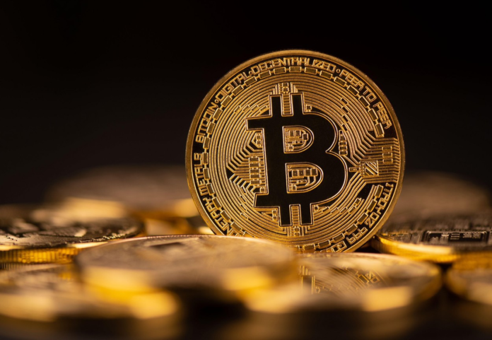 corectie-pe-piata-cripto-bitcoin-scade-sub-123-000-usd