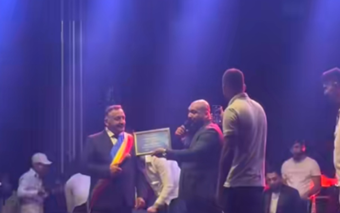 dani-mocanu-premiat-de-primar-cu-diploma-de-excelenta
