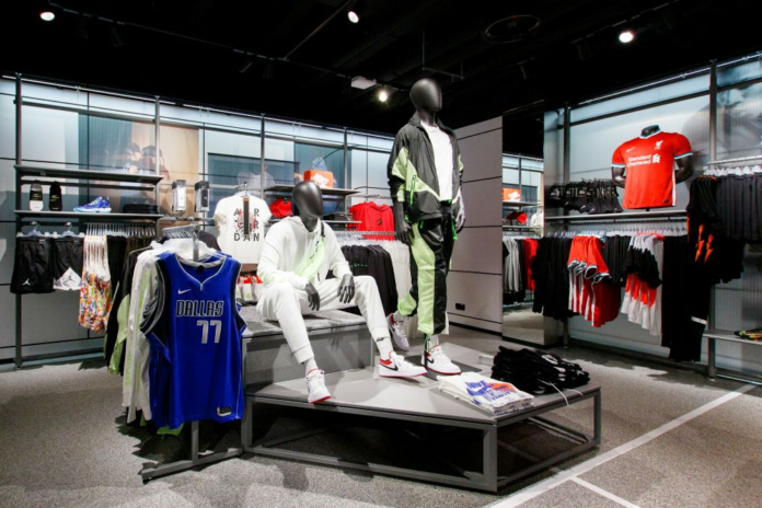 un-mare-retailer-sportiv-inchide-130-de-magazine-in-vestul-europei