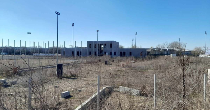 opt-oferte-pentru-finalizarea-bazei-sportive-radulescu