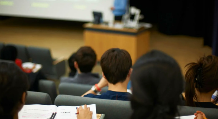 pnrr-transforma-educatia-romaneasca-scoli-moderne-si-retele-verzi
