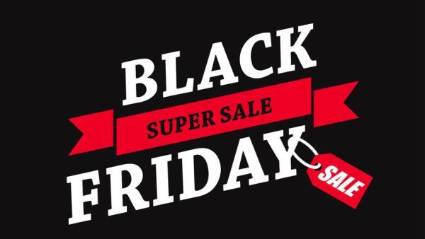 Patru din 10 români vor cheltui mai puțin de Black Friday.