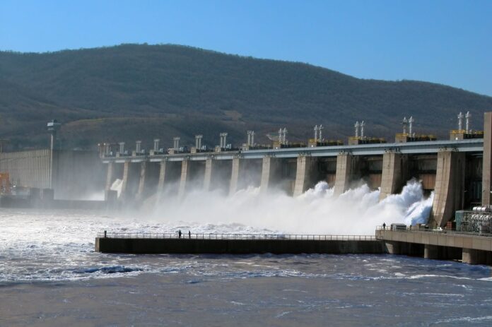 Hidroelectrica neagă acuzațiile despre furnizarea gratuită de energie