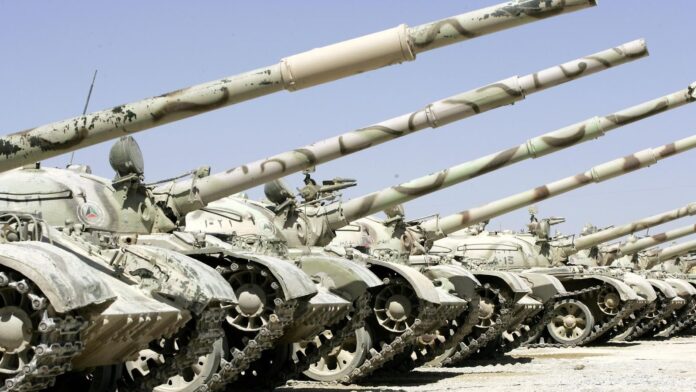 Industria europeană de armament atinge recorduri, dar e dependentă de SUA.