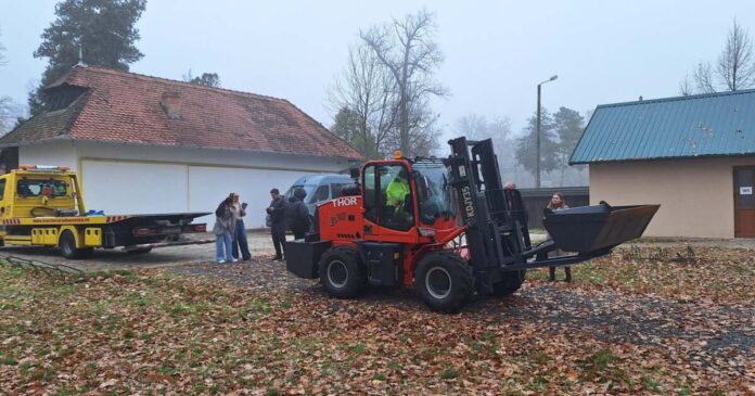 Muzeul Satului Bănățean Timișoara se modernizează cu un motostivuitor off-road