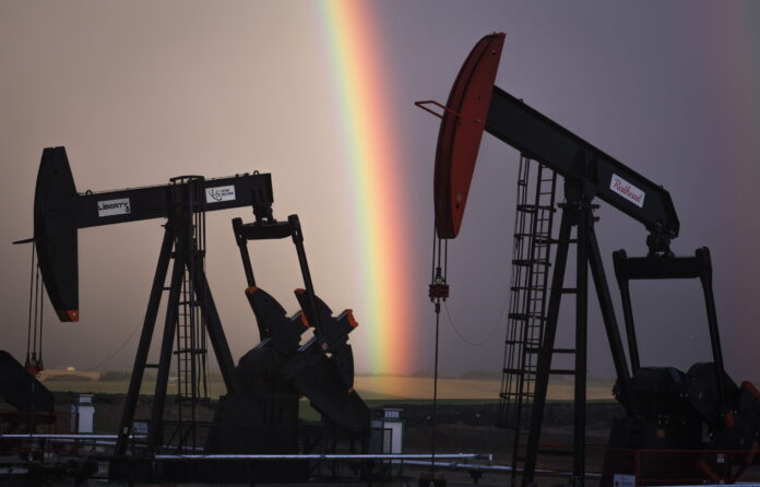 Sancțiunile lui Trump pot provoca criza petrolului, spun șefii energetici