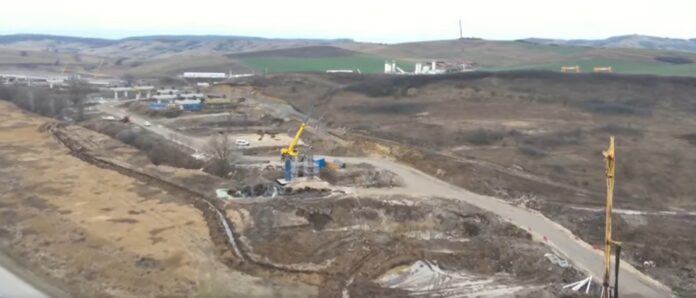 Autostrada Transilvania: Se instalează grinzile la viaductul de 2 km