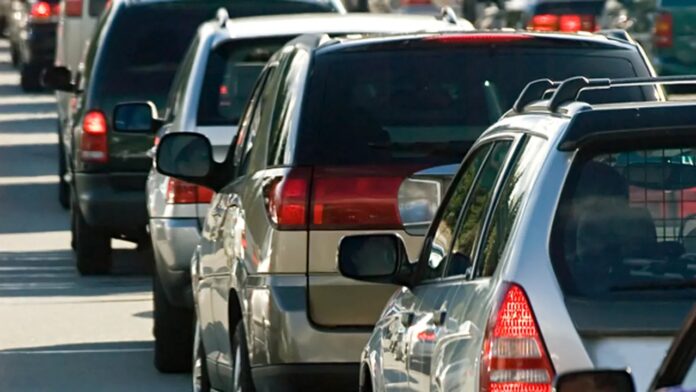 Cifra de afaceri din comerțul cu autovehicule a scăzut în octombrie