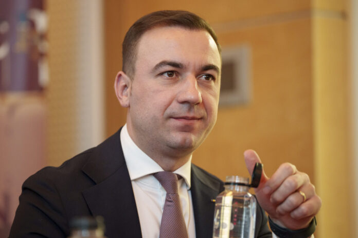 Din aproape 95.000 de gospodării afectate, 91.000 reconectate