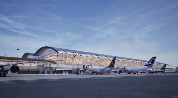 În ce etapă se află procesul de „renaționalizare” a Companiei Naționale Aeroporturi București? Ce declarații oferă Ministerul Transporturilor și Fondul Proprietatea?