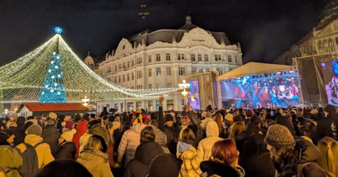 VIDEO. Revelion cu mii de persoane în Timișoara