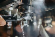 5 sugestii pentru curățarea aparatului de cafea