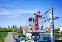 Dumbrăvița îmbunătățește iluminatul public: un sistem inteligent cu 835 de lămpi noi și control digital al consumului.