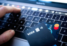 Un sfert dintre români utilizează opțiunea „Cumpără acum, plătește mai târziu” pentru achiziții online.