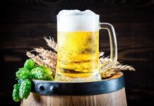 Aproape jumătate dintre români consumă bere la masa de Paște. Care sunt motivele acestei alegeri?