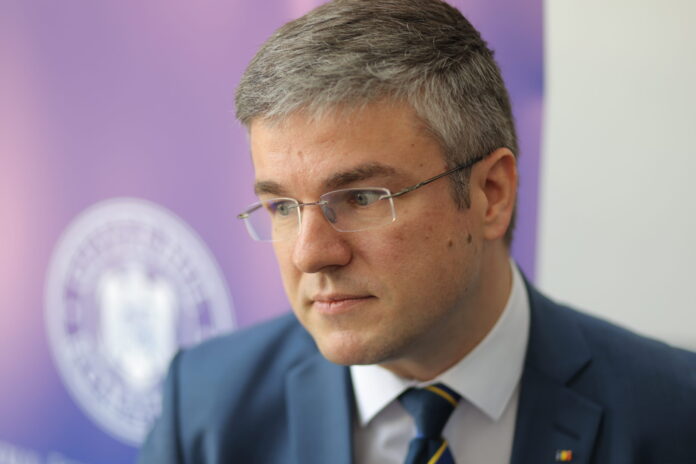 Irineu Darău îndeamnă românii, în contextul crizei combustibilului: Să își petreacă vacanțele și în țară