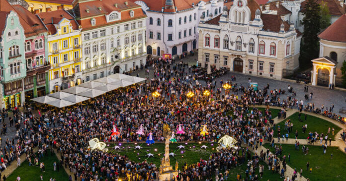 Primăria și UVT îi întreabă pe timișoreni ce părere au despre oraș. Participă și tu la Barometrul Calității Vieții 2026!