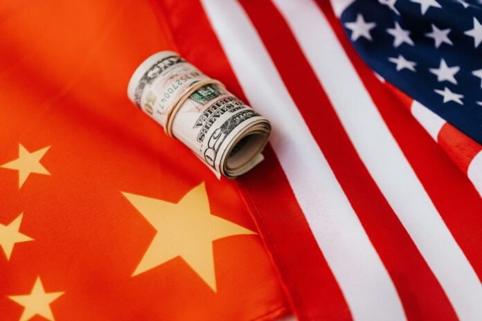Statele Unite impun sancțiuni unor companii chineze pentru susținerea presupusă a Iranului