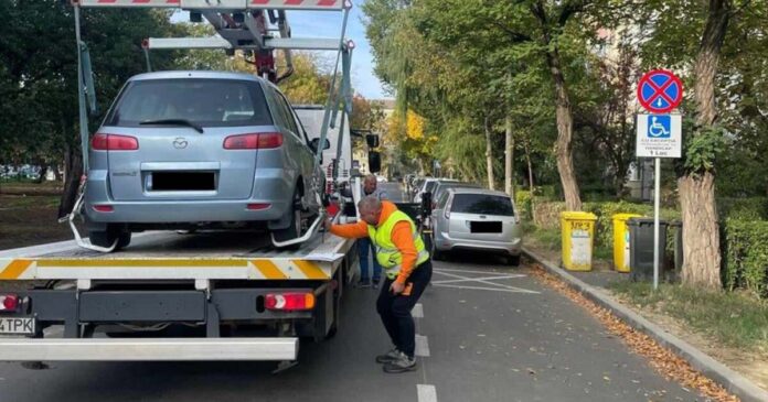 „Unde îți parchezi mașina când se face salubrizarea? Primăria Timișoara convoacă o dezbatere publică”