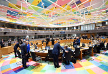 Comisia Europeană propune simplificarea regulilor fiscale și energetice, oferind companiilor posibilitatea de a economisi miliarde de euro pe an.
