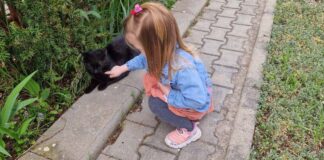De la cinci cuvinte la o lume plină de prieteni și aventuri: Cum a transformat adopția destinul Mariei.