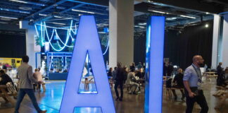 Dronele dotate cu inteligență artificială ar putea apăra rețelele subacvatice din Europa.