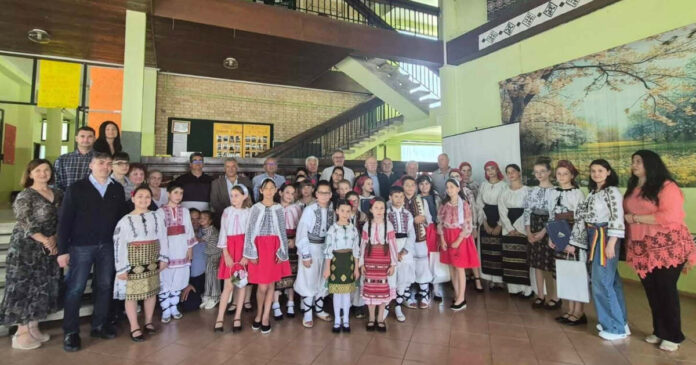FOTO. Excelența în educație, recunoscută în Banatul istoric. Nouă elevi din Serbia premiați pentru realizări școlare.