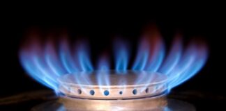 Facturile la gaze naturale pentru români ar putea scădea. ANRE va reduce tarifele de distribuție începând cu 1 iulie.