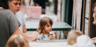 Festivalul Înghețatei Bune se apropie: trei zile de muzică, emoție și acte de caritate. Totul pentru Casa Inimilor Lor.
