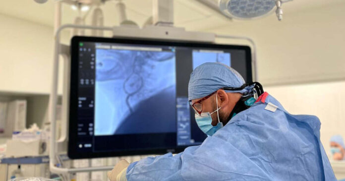 Medicina fără bisturiu: cum sprijină tehnologia de ultimă generație și radiologia intervențională pacienții Spitalului Regina Maria Timișoara.