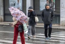 Vijelii, fulgere și grindină. Județul Timiș, sub alertă cod galben până marți dimineața.