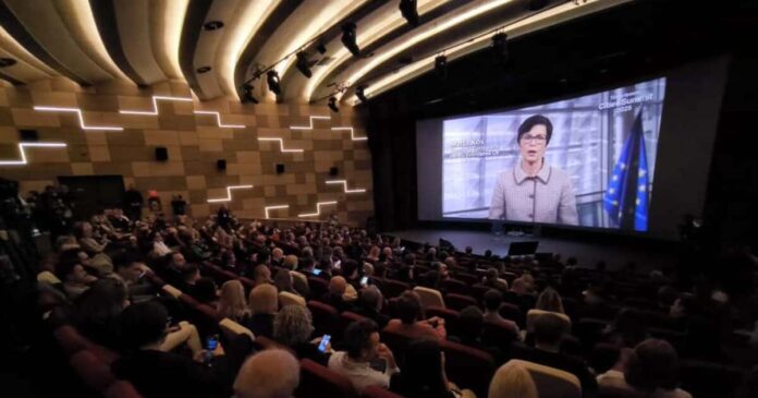 Jumătate de milion de lei pentru primul „Forum pentru Valori Europene” din Timișoara. Integrarea Moldovei și Ucrainei, printre subiectele discutate