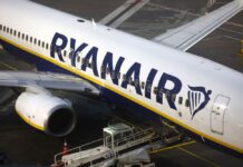 Schimbare importantă la o companie aeriană mare: Familiile vor putea călători împreună fără costuri suplimentare.