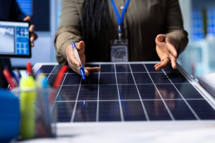 Ce se întâmplă cu energia generată de panourile fotovoltaice pe care nu o folosești imediat (P)