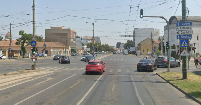Două săptămâni de lucrări în cea mai aglomerată intersecție din Timișoara. Se reabilitează și liniile de tramvai.