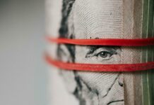 Economia globală intră într-o etapă crucială. Cele cinci riscuri care ar putea influența evoluția piețelor până la sfârșitul anului 2026.
