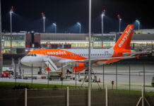 Gigantul low-cost easyJet, aproape de a fi preluat de americani. Ofertă de peste 6 miliarde de euro, acceptată după patru refuzuri.