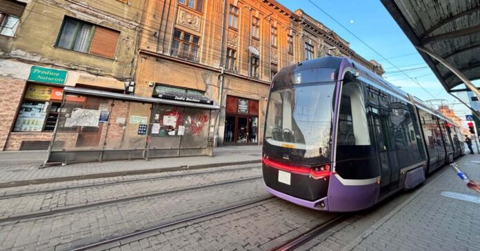 Începând din august, se reabilitează șinele din Traian. Anul acesta, tramvaiele nu vor mai circula între Piața 700 și Fabric.