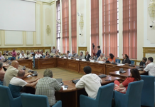 Interes crescut pentru soarta păcănelelor din Timișoara: Locuitori, primărie și operatori în competiție.