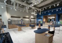 Magazinul OPTIblu din Shopping City Timișoara, acum într-un spațiu modern, complet reamenajat.