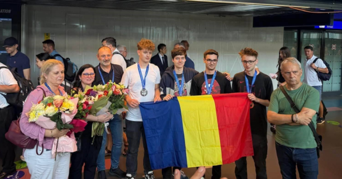 Patru medalii pentru România la Olimpiada Internațională de Chimie. Un profesor de la UVT face parte din echipa de pregătire a lotului.