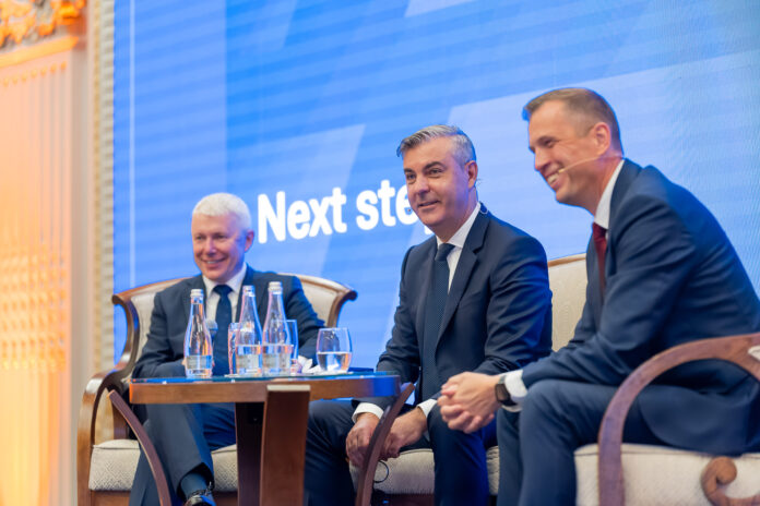 Polonezii de la Polpharma achiziționează compania românească Biofarm, într-o tranzacție estimată la peste un sfert de miliard de euro. Planuri de dezvoltare.
