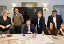 Discuții între Simonis și Romocean referitoare la relocarea păcănelelor. CJT propune 5 hectare lângă centură, dar Primăria refuză.