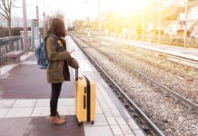 Pas important pentru dezvoltarea transportului feroviar de navetă. 41 de orașe din țară sunt vizate.