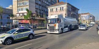 A intrat în vigoare regulamentul pentru circulația vehiculelor de mare tonaj în Timișoara. Polițiștii efectuează controale.